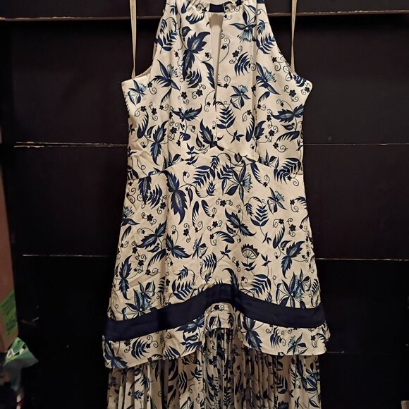 Shoshanna dress with pleats and a double halter neck - Picture 4 of 10